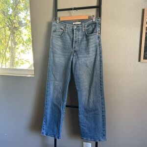 Levi’s Ribcage ankle Straight Jeans 27” inseam